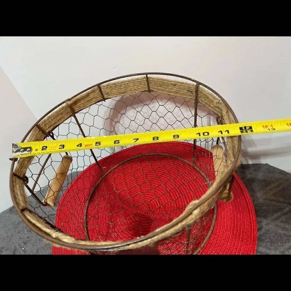 Rooster Wire Decorative Basket